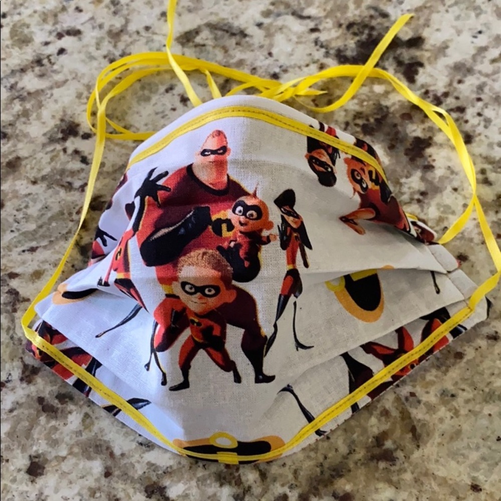 Hand made Reversible Fabric face mask 😷hand wash